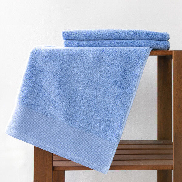 Dusch-Handtuch aus 100% Bio-Baumwolle hellblau, 70x140cm